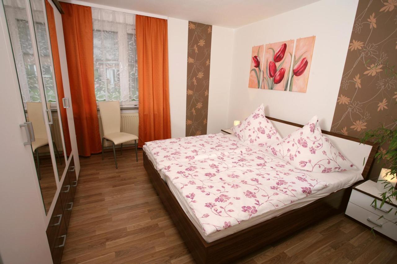 ברגן Ferienwohnung Zum Alten Zollhaus מראה חיצוני תמונה