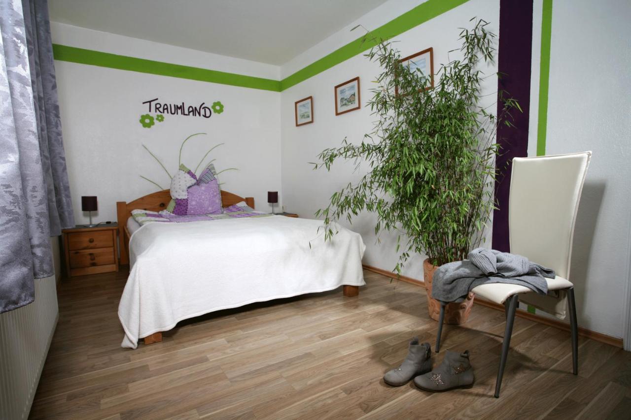 ברגן Ferienwohnung Zum Alten Zollhaus מראה חיצוני תמונה