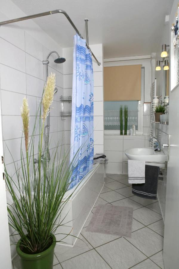ברגן Ferienwohnung Zum Alten Zollhaus מראה חיצוני תמונה