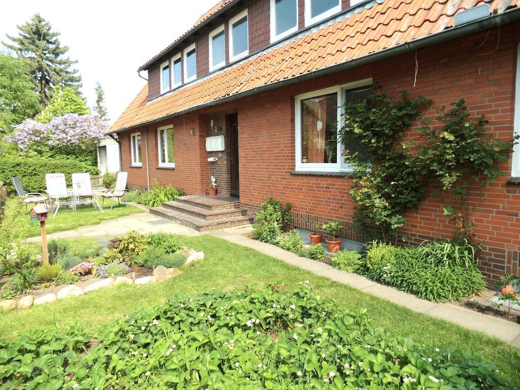 ברגן Ferienwohnung Zum Alten Zollhaus מראה חיצוני תמונה